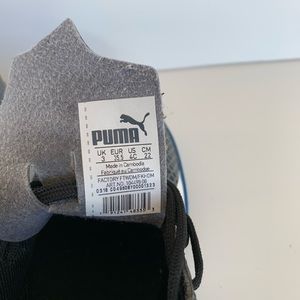 Pumas Indoor Soccer Shoe